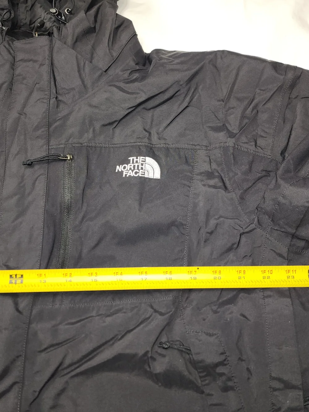 The North Face Hyvent Men's 2 In 1 Black Snowboard Ski Hooded Jacket Size Xlarge